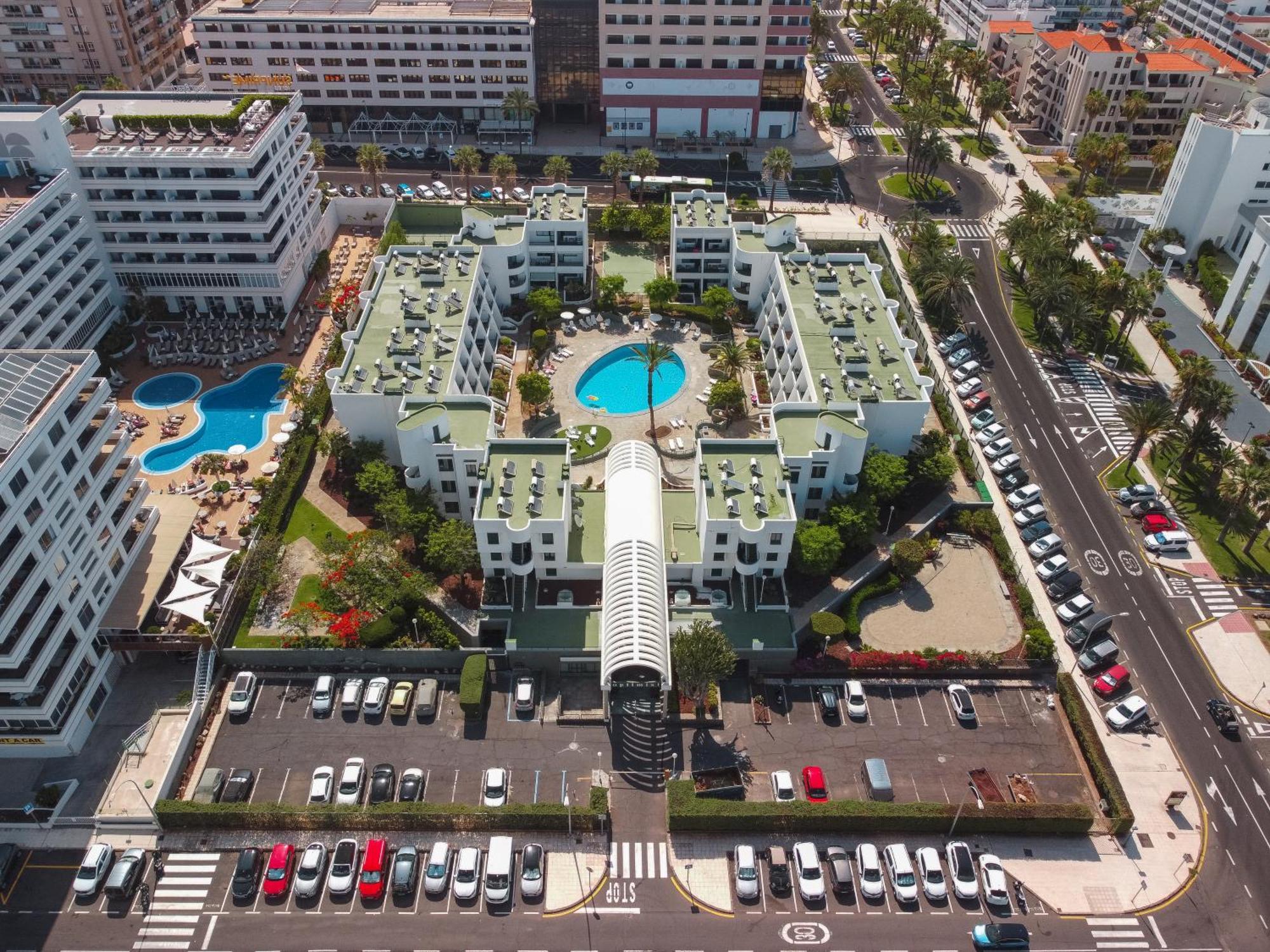 Go2Tenerife Apart Sira Family, Pool & Beach Playa de las Américas Kültér fotó